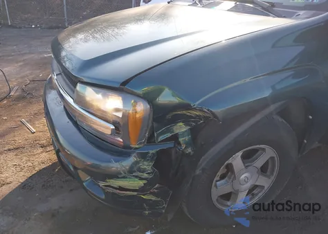 2005 Chevrolet Trailblazer Ls z USA, uszkodzony, nr VIN 1GNDT13S452271657